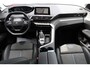 Peugeot 5008 7P 1.2 PureTech Blue Lease Premium | Incl. 12 maanden Garantie Panorama dak | Stoelverwarming | Elektrisch verstelbare stoel met memory | 360* Camera | Apple CarPlay/Android Auto | Keyless entry/start | Adaptieve cruise controle | Elektrische kofferbakklep | Navigatie | Climate controle | LED Koplampen | Half lederen bekleding | Parkeersensoren | Origineel NL Auto | NAP