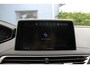 Peugeot 5008 7P 1.2 PureTech Blue Lease Premium | Incl. 12 maanden Garantie Panorama dak | Stoelverwarming | Elektrisch verstelbare stoel met memory | 360* Camera | Apple CarPlay/Android Auto | Keyless entry/start | Adaptieve cruise controle | Elektrische kofferbakklep | Navigatie | Climate controle | LED Koplampen | Half lederen bekleding | Parkeersensoren | Origineel NL Auto | NAP