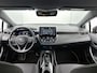 Toyota Corolla Touring Sports 1.8 Hybrid First Edition bi-tone | Parkeersensoren voor+achter met assistent | Achteruitrijcamera | Apple CarPlay/Android auto | Navigatie | DAB | Cruise control adaptive | Climate control |
