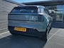 Volvo EX30 Single Motor Extended Range Plus 69 kWh Harman Kardon Premium Audio, Parkeerverwarming, Verwarmde stoelen + stuurwiel, Zwart dak, Parkeer camera, 1e eigenaar