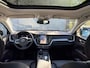 Volvo XC60 2.0 T6 Plug-in Hybrid AWD Ultimate Dark | PHEV | Trekhaak | 360 Graden Camera | Panoramadak | Head-up Display | Harman Kardon Audio | Keyless Entry | Elektrische Achterklep | Navigatie | Apple Carplay | Android Auto