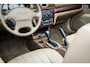 Chrysler Sebring 2.7i V6 24V LX Cabriolet | Uniek! | 16dkm! | Org. NL | 1e Eig. | Airco | Leder | Metallic Lak | Full Service |