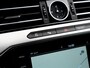 Volkswagen Arteon 2.0 TSI Business R | Origineel NL | Schuif/ Kantel Pano Dak | Adaptieve Demping | Dode Hoek Detectie | 3x R-Line | Virtual Cockpit | Stoelverwarming | ErgoComfort | Velours | 20'' Lichtmetalen Velgen | 360 Camera | NAP |