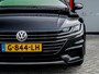 Volkswagen Arteon 2.0 TSI Business R | Origineel NL | Schuif/ Kantel Pano Dak | Adaptieve Demping | Dode Hoek Detectie | 3x R-Line | Virtual Cockpit | Stoelverwarming | ErgoComfort | Velours | 20'' Lichtmetalen Velgen | 360 Camera | NAP |