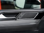 Volkswagen Arteon 2.0 TSI Business R | Origineel NL | Schuif/ Kantel Pano Dak | Adaptieve Demping | Dode Hoek Detectie | 3x R-Line | Virtual Cockpit | Stoelverwarming | ErgoComfort | Velours | 20'' Lichtmetalen Velgen | 360 Camera | NAP |