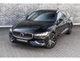 Volvo V60 2.0 T8 Twin Engine AWD Inscription | Plug-in Hybrid (PHEV) | Achteruitrijcamera | Parkeersensoren | Cruise Control Adaptief | BLIS | Elektrische Achterklep | Elektrisch Verstelbare Stoel | Navigatie |