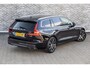 Volvo V60 2.0 T8 Twin Engine AWD Inscription | Plug-in Hybrid (PHEV) | Achteruitrijcamera | Parkeersensoren | Cruise Control Adaptief | BLIS | Elektrische Achterklep | Elektrisch Verstelbare Stoel | Navigatie |