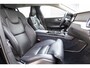 Volvo V60 2.0 T8 Twin Engine AWD Inscription | Plug-in Hybrid (PHEV) | Achteruitrijcamera | Parkeersensoren | Cruise Control Adaptief | BLIS | Elektrische Achterklep | Elektrisch Verstelbare Stoel | Navigatie |