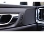 Volvo V60 2.0 T8 Twin Engine AWD Inscription | Plug-in Hybrid (PHEV) | Achteruitrijcamera | Parkeersensoren | Cruise Control Adaptief | BLIS | Elektrische Achterklep | Elektrisch Verstelbare Stoel | Navigatie |