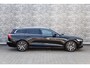 Volvo V60 2.0 T8 Twin Engine AWD Inscription | Plug-in Hybrid (PHEV) | Achteruitrijcamera | Parkeersensoren | Cruise Control Adaptief | BLIS | Elektrische Achterklep | Elektrisch Verstelbare Stoel | Navigatie |