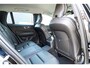 Volvo V60 2.0 T8 Twin Engine AWD Inscription | Plug-in Hybrid (PHEV) | Achteruitrijcamera | Parkeersensoren | Cruise Control Adaptief | BLIS | Elektrische Achterklep | Elektrisch Verstelbare Stoel | Navigatie |