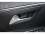Peugeot 5008 1.2 PureTech Allure | Automaat | Panoramadak | Trekhaak | Climate Control | Cruise Control | 360* Camera | Dodehoeksensoren | Elektrisch Bedienbare Kofferklep | Apple Carplay/Android Auto |