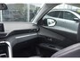 Peugeot 5008 1.2 PureTech Allure | Automaat | Panoramadak | Trekhaak | Climate Control | Cruise Control | 360* Camera | Dodehoeksensoren | Elektrisch Bedienbare Kofferklep | Apple Carplay/Android Auto |