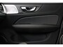 Volvo V60 T6 PLUG-IN HYBRID AWD ULTRA DARK *VOL!* -PANO.DAK|BOWERS&WILKNS|360°CAM|19"|HEAD-UP DISP.|SPORTSTOELEN|BLACK.BADGE