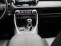 Toyota RAV4 2.5 Hybrid AWD Bi-Tone | Trekhaak | Panorama dak | LMV | Automaat | Half Leder | Parkeer sensoren | Elec. achterklep | Navigatie | Camera | Climate control | Stoel verwarming | Cruise control |