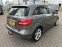 Mercedes-Benz B-klasse 180 Ambition LEER PDC NAVI STOELVW CRUISE.