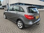 Mercedes-Benz B-klasse 180 Ambition LEER PDC NAVI STOELVW CRUISE.
