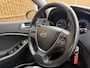 Hyundai i20 1.2 HP i-Motion Comfort Trekhaak | Climate control | Rijstrooksensor | Cruise control | Lichtmetalen velgen | Elektrische ramen voor en achter | Elektrisch inklapbare spiegels | Parkeersensoren achter
