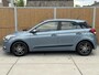 Hyundai i20 1.2 HP i-Motion Comfort Trekhaak | Climate control | Rijstrooksensor | Cruise control | Lichtmetalen velgen | Elektrische ramen voor en achter | Elektrisch inklapbare spiegels | Parkeersensoren achter