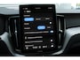 Volvo XC60 2.0 T8 Plug-in hybrid AWD Ultra Executive Ed. | Bowers & Wilkins | Head-up Display | Luchtvering | Gelaagde Zijruiten | Panoramisch Schuif-/Kanteldak | Visual Park Assist incl. 360° Camera | Nappa Lederen Bekleding | Stoelventilatie Voorin | Stuurverwarming | Stoelverwarming Voor en Achter | Massagefunctie Voorin | 21-Inch Lichtmetalen Velgen | Adaptieve Cruise Control | Pilot Assist | BLIS | Elektrische Achterklep | Elektrisch Verstelbare Voorstoelen Met Memory | Getint Glas | Charcoal Hemelbekleding |