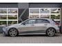 Mercedes-Benz A-klasse 180 A180 AMG Line | Widescreen Display | Camera | Night Package | Stoelverwarming | 18' Inch |