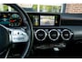 Mercedes-Benz A-klasse 180 A180 AMG Line | Widescreen Display | Camera | Night Package | Stoelverwarming | 18' Inch |