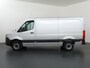 Mercedes-Benz Sprinter 317 CDI | L2 H1 | PRO | AUTOMAAT | NAVIGATIE | AIRCO | W73 BREDE ACHTEROPSTAP | 3-ZITS | ACHTERUITRIJCAMERA | METALLIC LAK | CERTIFIED
