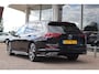 Volkswagen Golf Variant 1.5 eTSI 150pk DSG R-Line | Trekhaak | Navigatie | Camera | Adaptive Cruise | Side Assist