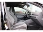 Volkswagen Golf Variant 1.5 eTSI 150pk DSG R-Line | Trekhaak | Navigatie | Camera | Adaptive Cruise | Side Assist