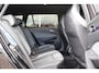 Volkswagen Golf Variant 1.5 eTSI 150pk DSG R-Line | Trekhaak | Navigatie | Camera | Adaptive Cruise | Side Assist