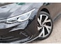 Volkswagen Golf Variant 1.5 eTSI 150pk DSG R-Line | Trekhaak | Navigatie | Camera | Adaptive Cruise | Side Assist
