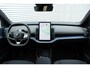 Volvo EX30 P5 Long Range Plus Europa 69 kWh | SOH-waarde 100% |Dak Hoogglans Zwart | Elektrische Achterklep | Getint Glas | Adaptieve Cruise Control | Pilot Assist | Harman/Kardon | Elektrisch Verstelbare Voorstoelen | Stuurverwarming | Stoelverwarming | Keyless | BLIS | Parkeersensoren Voor en Achter | Achteruitrijcamera | Google |