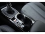 Peugeot 2008 1.2T 100pk Allure | Apple Carplay - Android Auto | Climate Control | Lichtmetalen Velgen | Parkeersensoren Achter | DAB | LED Verlichting