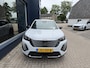Peugeot 2008 1.2 Hybrid 145 Allure | Bouwjaar 2026 | Tot 8 jaar Garantie | Navigatie | Keyless entry | Adaptieve Cruise Control | 360 Graden Camera | Draadloos Telefoonlader | Parkeersensoren V+A | Hoge Zitpositie | Dode Hoek Detectie |Hybride Elektrisch rijden met Automaat | Climate Control | LED Verlichting | 17" Lichtmetalen Velgen |