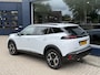 Peugeot 2008 1.2 Hybrid 145 Allure | Bouwjaar 2026 | Tot 8 jaar Garantie | Navigatie | Keyless entry | Adaptieve Cruise Control | 360 Graden Camera | Draadloos Telefoonlader | Parkeersensoren V+A | Hoge Zitpositie | Dode Hoek Detectie |Hybride Elektrisch rijden met Automaat | Climate Control | LED Verlichting | 17" Lichtmetalen Velgen |