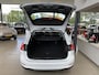 Ford Focus Wagon 1.0 EcoBoost Trend Edition Business,Navigatie,Achteruitrijcamera,Spraakbediening,Elektrische-Trekhaak,Airco&Cruiscontrol,V&A Sensoren,DAB,Telefoonlader,16 Inch Lmv