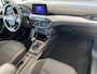 Ford Focus Wagon 1.0 EcoBoost Trend Edition Business,Navigatie,Achteruitrijcamera,Spraakbediening,Elektrische-Trekhaak,Airco&Cruiscontrol,V&A Sensoren,DAB,Telefoonlader,16 Inch Lmv