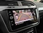 Volkswagen Tiguan 2.0 TSI 4Motion Highline Business R | Trekhaak | Panoramadak | Dealer onderhouden | Adaptieve cruise | Full LED |