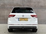 Volkswagen Tiguan 2.0 TSI 4Motion Highline Business R | Trekhaak | Panoramadak | Dealer onderhouden | Adaptieve cruise | Full LED |