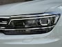 Volkswagen Tiguan 2.0 TSI 4Motion Highline Business R | Trekhaak | Panoramadak | Dealer onderhouden | Adaptieve cruise | Full LED |