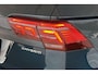Volkswagen Tiguan 1.4 TSI eHybrid R-Line Business+ Pano Trekhaak 20" Stuur-Stoelverwarming 360-Camera