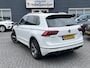 Volkswagen Tiguan 2.0 TSi DSG 4Motion Highline Business R-Line | EL. TREKHAAK | STANDKACHEL | PANORAMADAK |