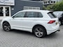 Volkswagen Tiguan 2.0 TSi DSG 4Motion Highline Business R-Line | EL. TREKHAAK | STANDKACHEL | PANORAMADAK |