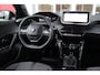 Peugeot 2008 1.2 100PK ALLURE | TREKHAAK | CAMERA VOOR + ACHTER | NAVIGATIE | DRAADLOZE APPLE CARPLAY/ANDROID AUTO | LED KOPLAMPEN | ALL SEASON BANDEN | ADAPTIVE CRUISE CONTROL | DODEHOEK BEWAKING |