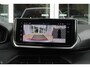 Peugeot 2008 1.2 100PK ALLURE | TREKHAAK | CAMERA VOOR + ACHTER | NAVIGATIE | DRAADLOZE APPLE CARPLAY/ANDROID AUTO | LED KOPLAMPEN | ALL SEASON BANDEN | ADAPTIVE CRUISE CONTROL | DODEHOEK DETECTIE | CLIMATE CONTROL | DAB+ RADIO |