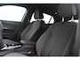 Peugeot 2008 1.2 100PK ALLURE | TREKHAAK | CAMERA VOOR + ACHTER | NAVIGATIE | DRAADLOZE APPLE CARPLAY/ANDROID AUTO | LED KOPLAMPEN | ALL SEASON BANDEN | ADAPTIVE CRUISE CONTROL | DODEHOEK BEWAKING |