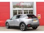 Peugeot 2008 1.2 100PK ALLURE | TREKHAAK | CAMERA VOOR + ACHTER | NAVIGATIE | DRAADLOZE APPLE CARPLAY/ANDROID AUTO | LED KOPLAMPEN | ALL SEASON BANDEN | ADAPTIVE CRUISE CONTROL | DODEHOEK BEWAKING |