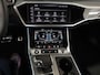 Audi A6 Avant 55 TFSI e quattro S edition Competition 367 pk S-tronic | Verlengde garantie | Navigatie | Panoramadak | Trekhaak (wegklapbaar) | Parkeersensoren (Park assist) | Rondomzicht camera | Lederen bekleding | S-Line |