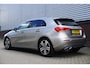 Mercedes-Benz A-klasse 180 Luxury/Sportstoelen/Vol leer/Camera/ Widescreen/Carplay.