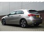 Mercedes-Benz A-klasse 180 Luxury/Sportstoelen/leer/Sfeerverlichting/ Widescreen/Carplay.